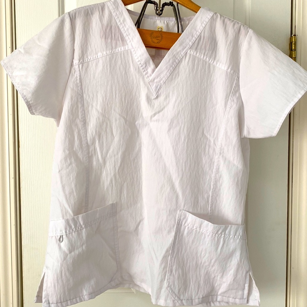 Wonderwink white scrub top